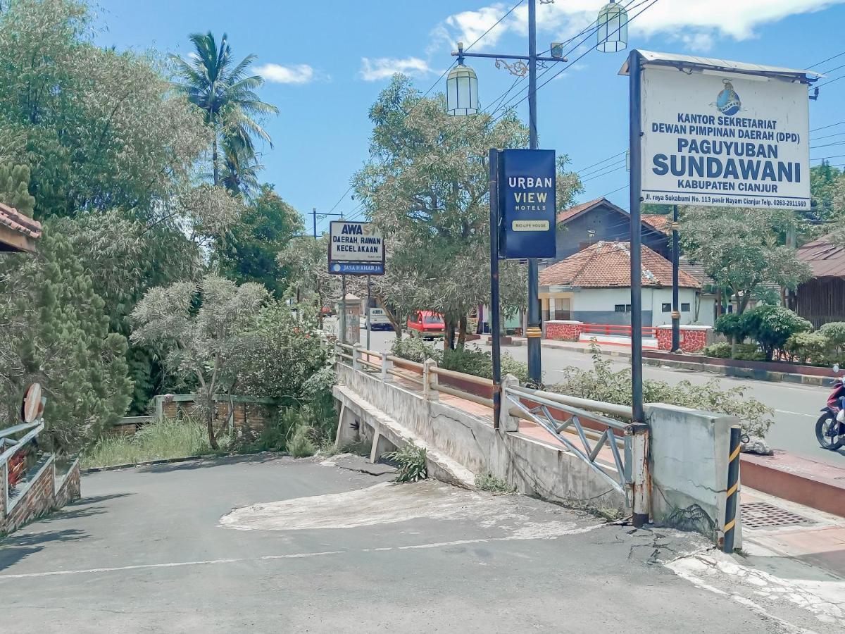 Urbanview Hotel Rio Life House Cianjur By Reddoorz Exterior photo